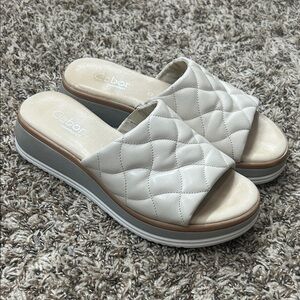 Gabor Quilted Slip On UK Sz 6 Us Sz 8.5 White